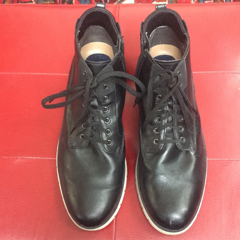 Dr. Sholl’s ankle boot/shoe black w/white soles, lace up zip light wear 11.